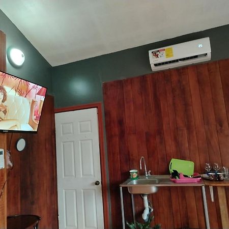 Sura House Corcovado Surinico Room With Ac Puerto Jiménez Exterior photo