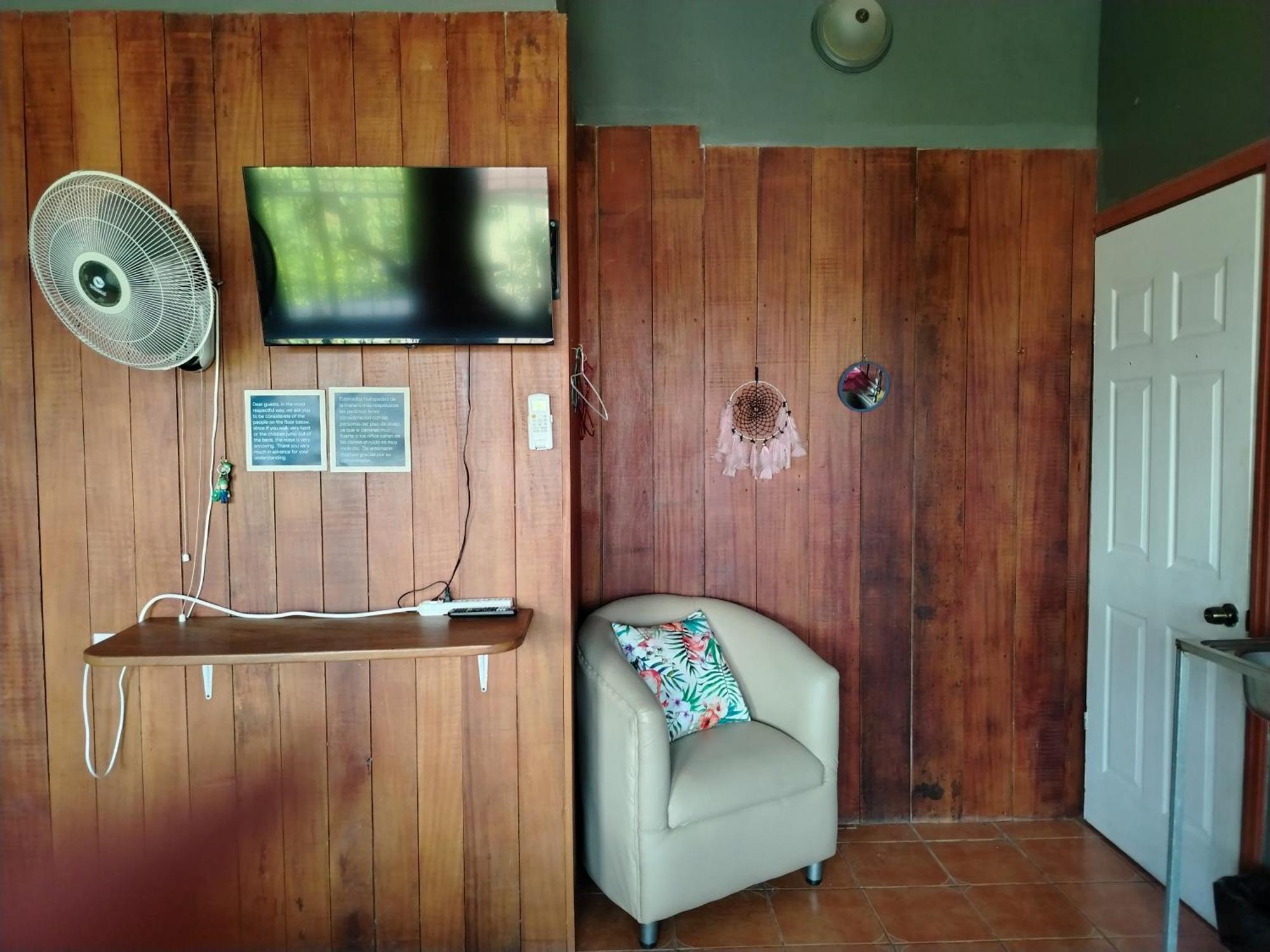Sura House Corcovado Surinico Room With Ac Puerto Jiménez Exterior photo